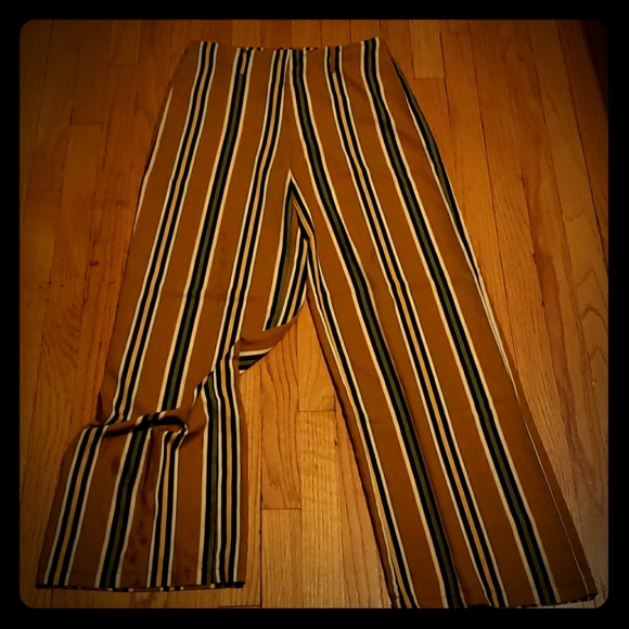 Forever 21 Pants - High waisted Boho flare pants